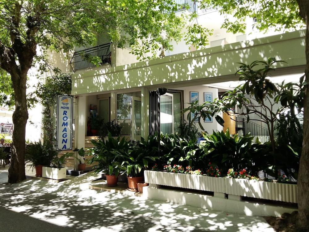 Hotel Romagna Каттолика Экстерьер фото
