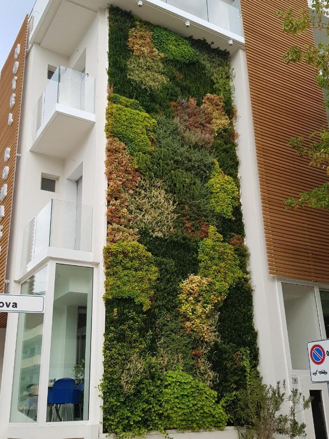 Hotel Romagna Каттолика Экстерьер фото