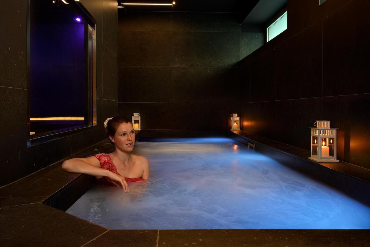 Hotel Romagna Каттолика Экстерьер фото