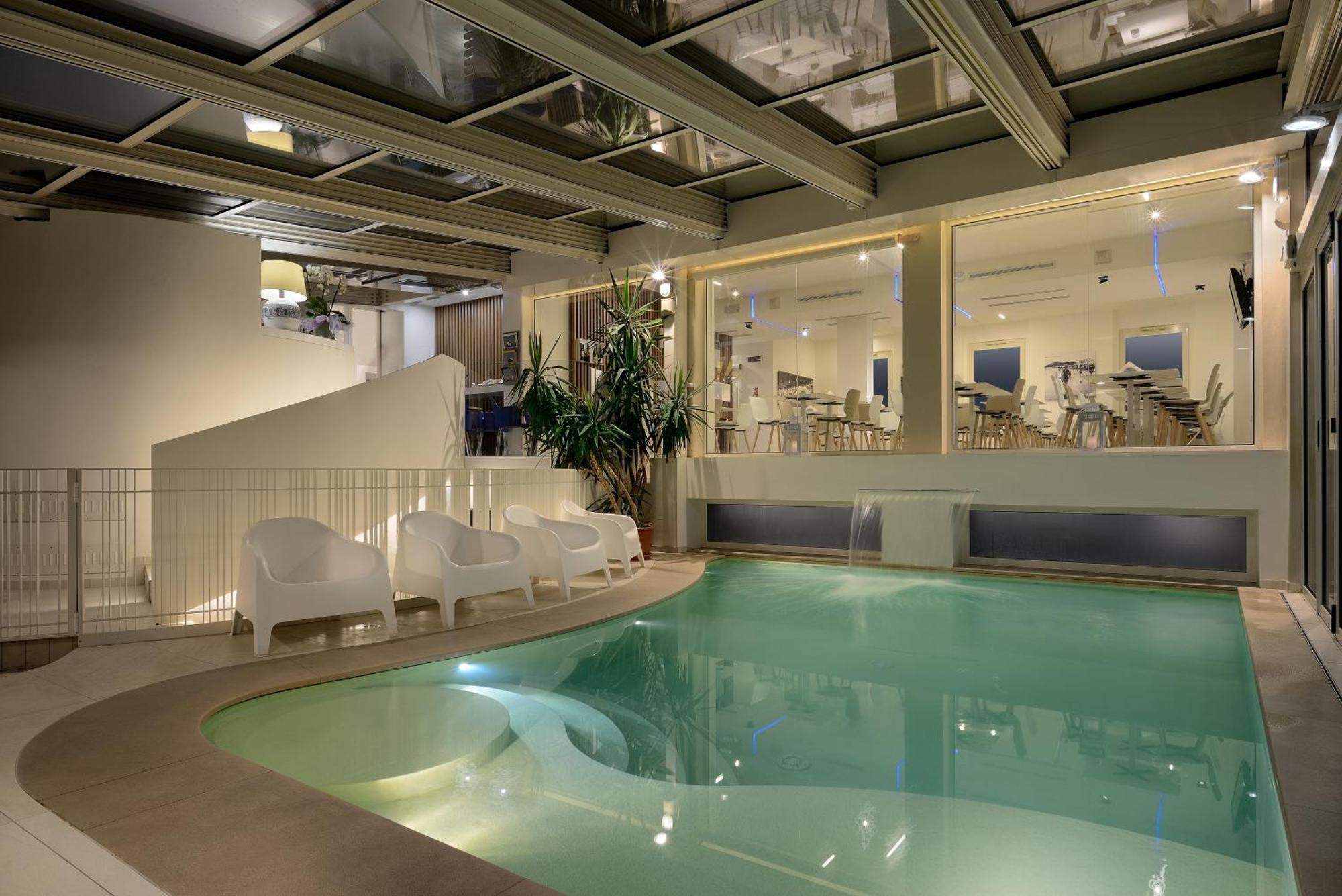 Hotel Romagna Каттолика Экстерьер фото